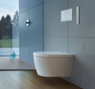 Сиденье с крышкой для унитаза Duravit SensoWash F Plus 612000012000320 белое