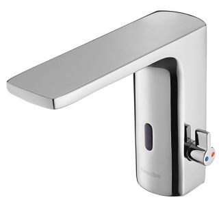 Сенсорный смеситель для раковины Swedbe Europe 6000 с ручной регулировкой температуры воды хром