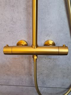 Душевая система с термостатом AltroBagno Metropoli 030425 OrSp матовое золото 