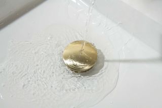 Донный клапан для раковины Aquatek AQ6003BG шлифованное золото