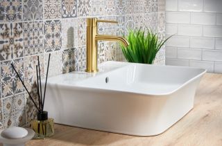 Смеситель для раковины Milacio Ultra MCU.550.GD брашированное золото