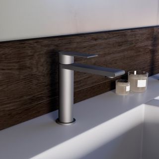 Смеситель для раковины Vincea Vogue (SS) VBF-2VS1GM, вороненая сталь