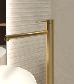 Смеситель для раковины напольный Vincea Rim VFBF-2R1BG, однорычажный, брашированное золото